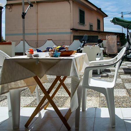 Bed and Breakfast Profumo Di Mare Free Private Parking Included San Remo Exterior foto