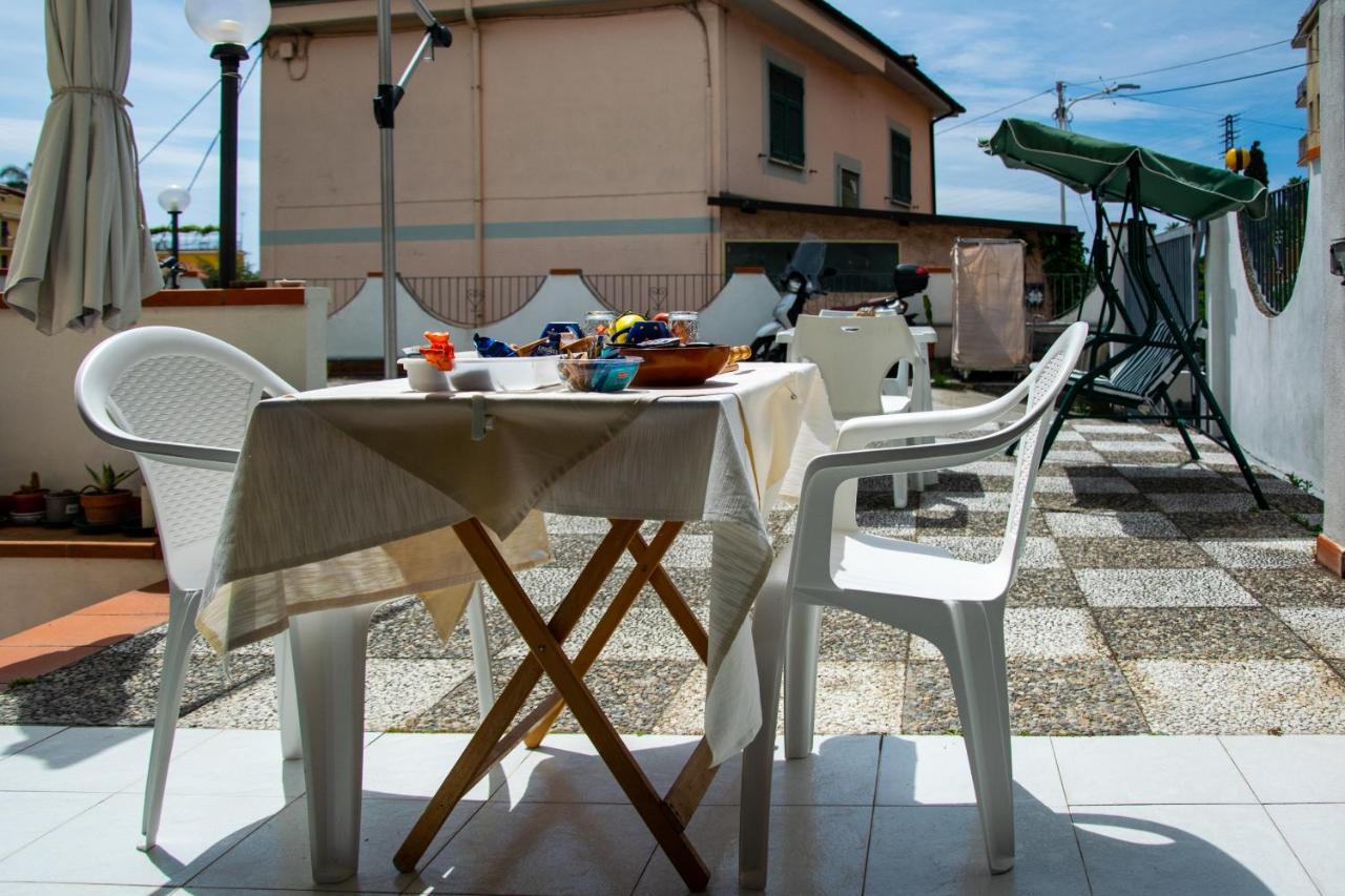 Bed and Breakfast Profumo Di Mare Free Private Parking Included San Remo Exterior foto
