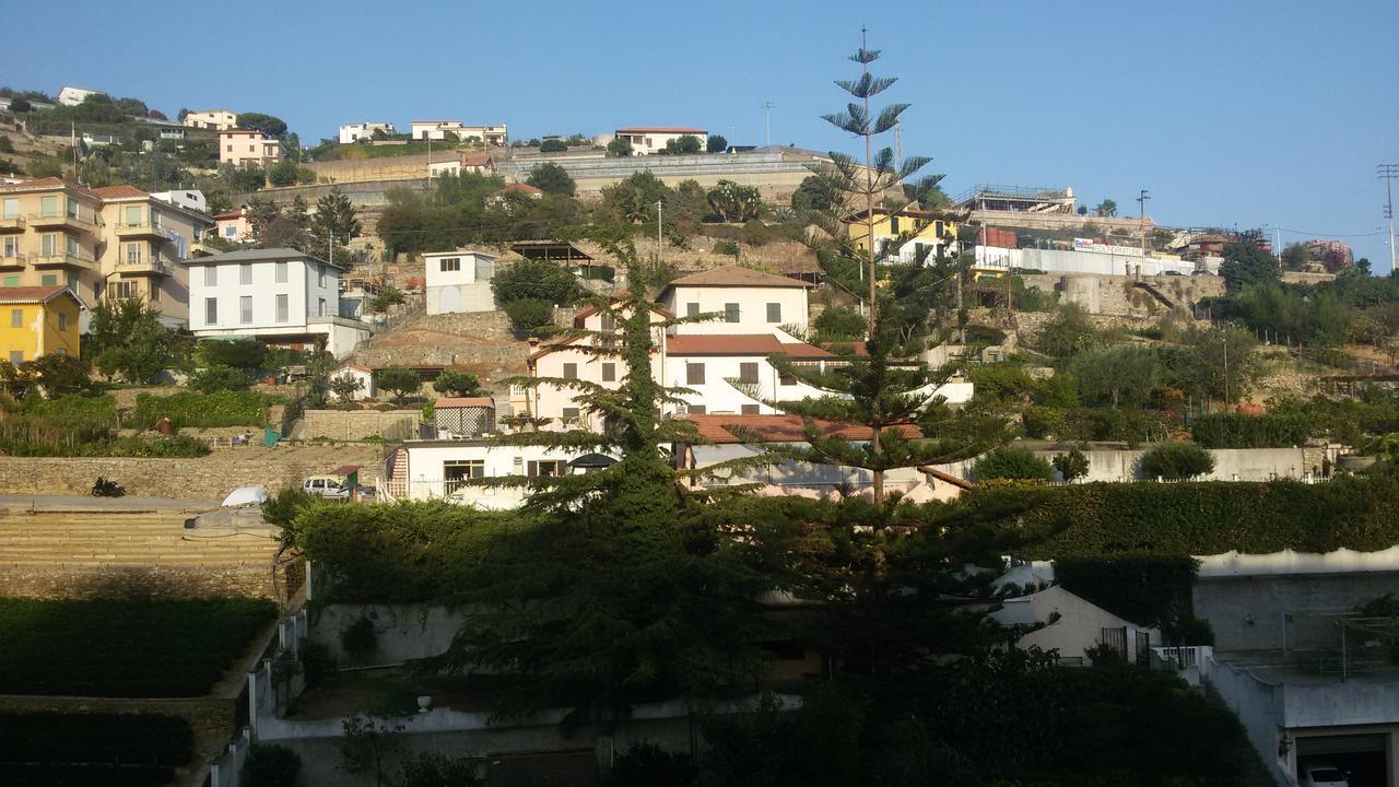 Bed and Breakfast Profumo Di Mare Free Private Parking Included San Remo Exterior foto