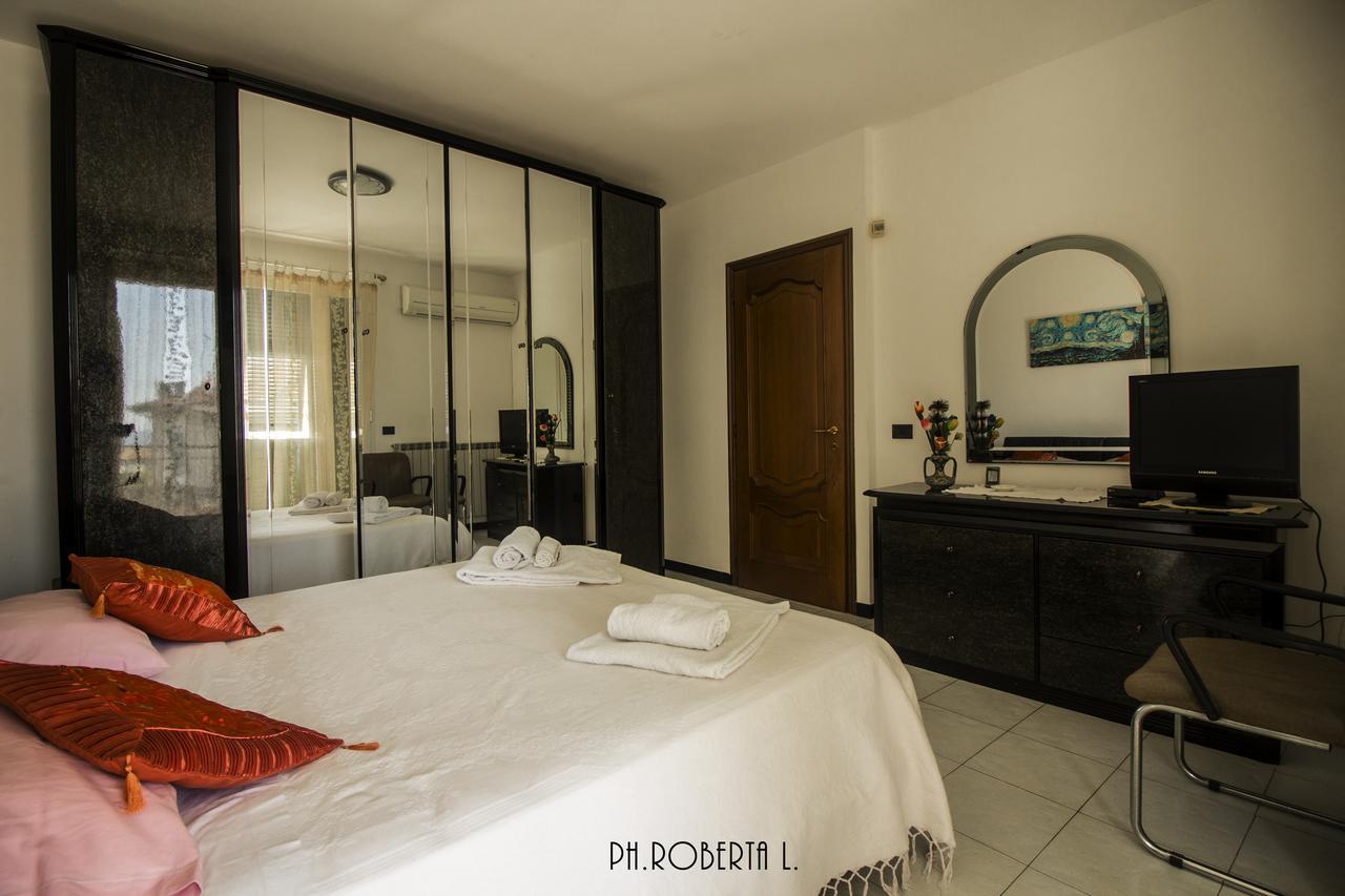 Bed and Breakfast Profumo Di Mare Free Private Parking Included San Remo Exterior foto
